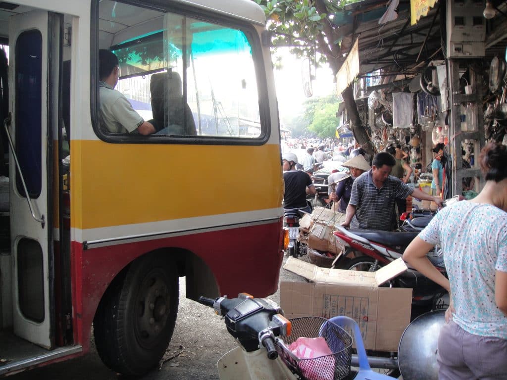 河內街景, 前路茫茫